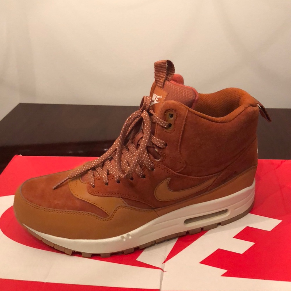 Nike Shoe